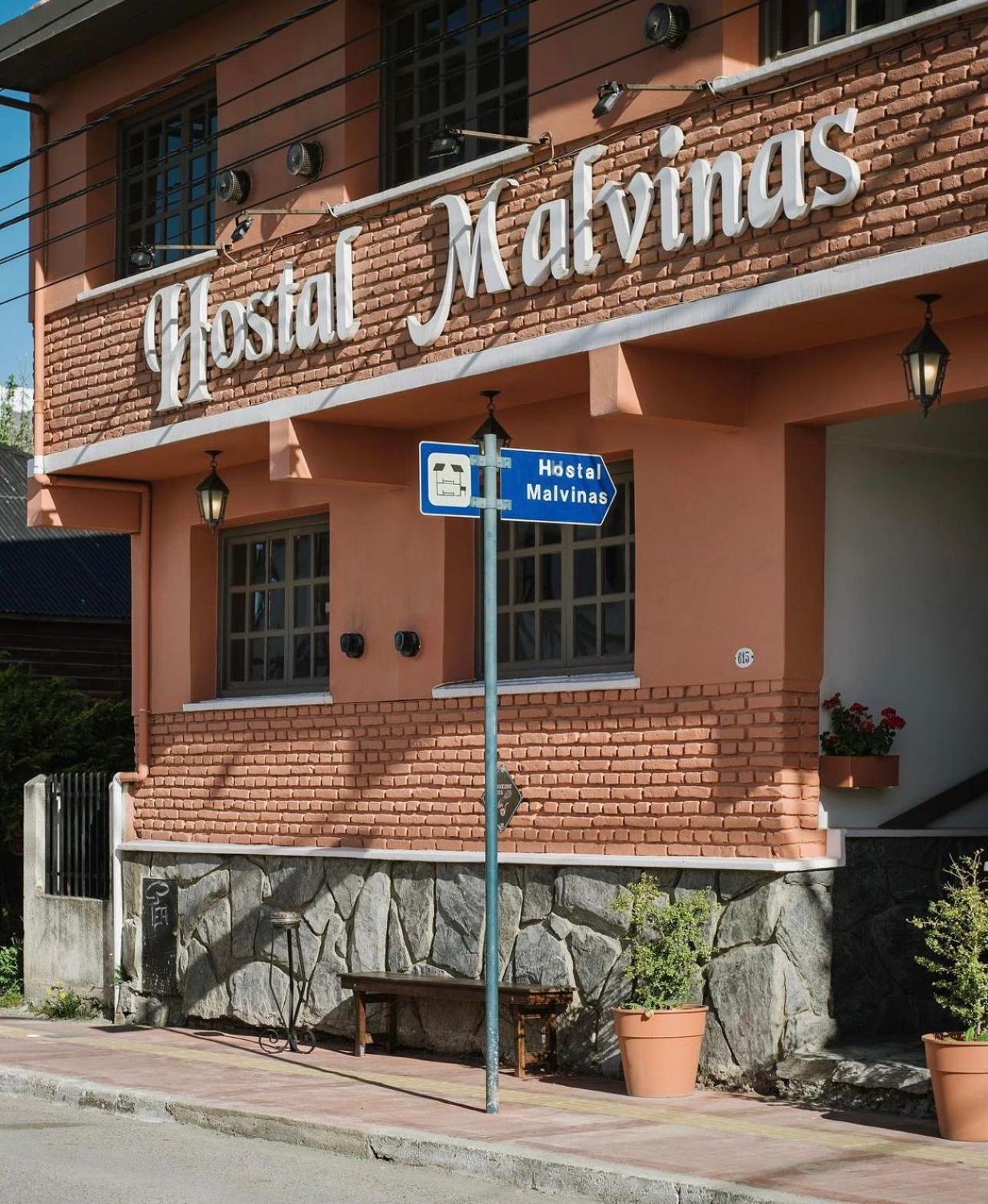 Hostal Malvinas Ushuaia Esterno foto