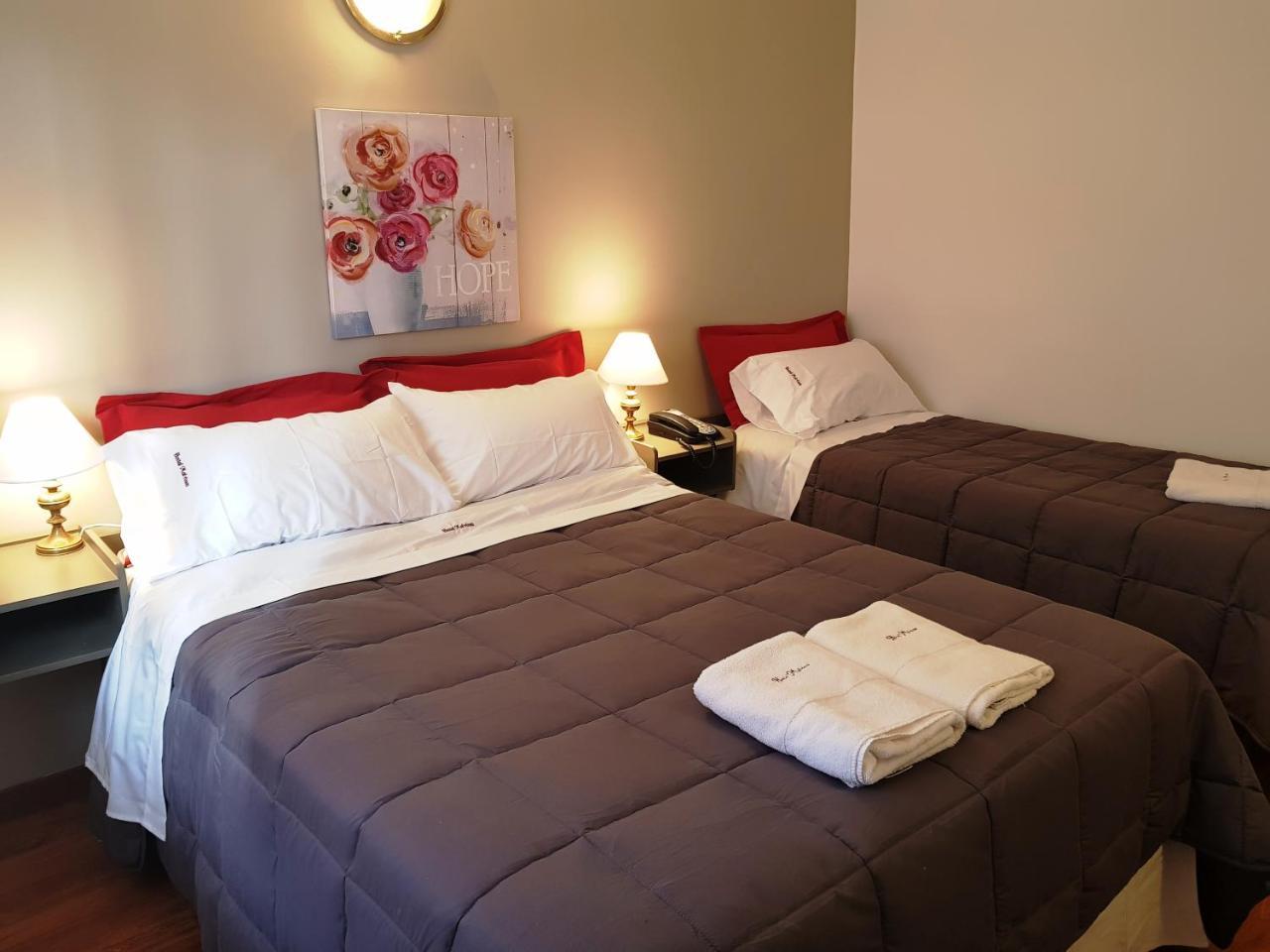 Hostal Malvinas Ushuaia Esterno foto